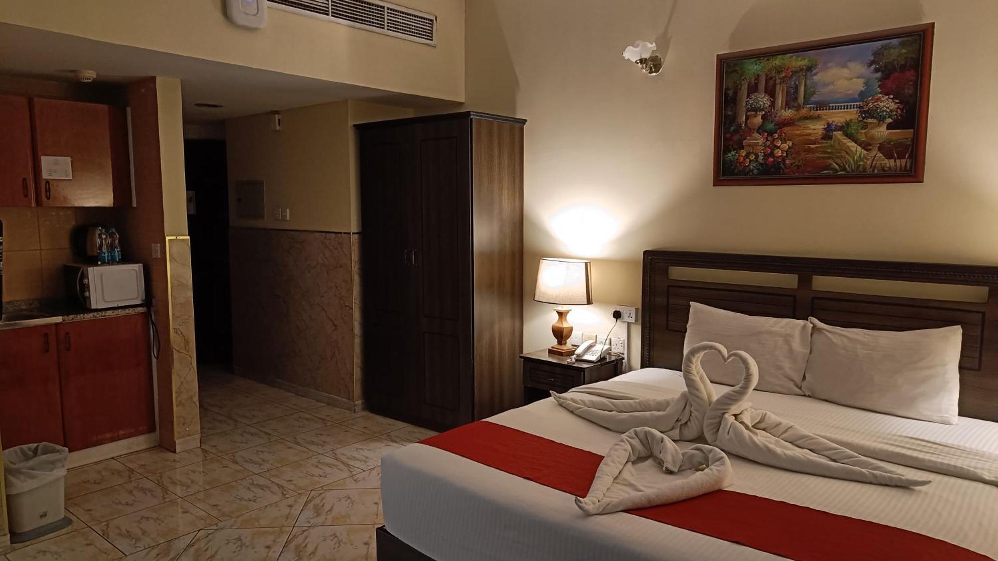 Ruwi Beach Hotel Apartments - Maha Hospitality Group Sharjah Bagian luar foto